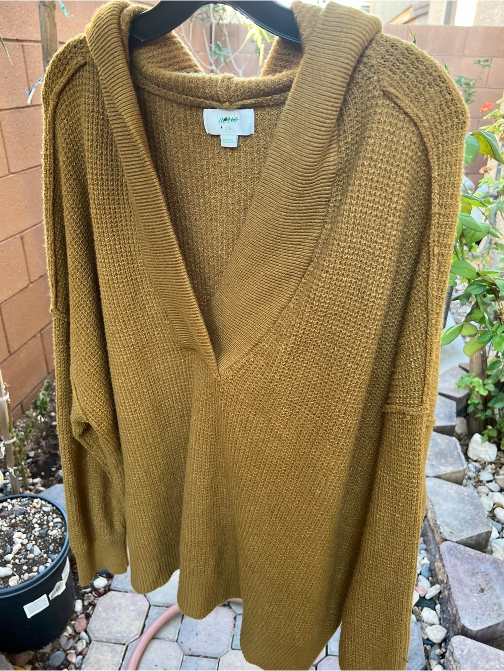 Aerie Cozy Up Waggle Knit Hoodie Sweater V-Neck Golden Mustard Yelow Brown Large